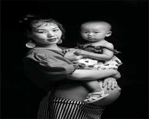 上海代生小孩价格多少—给宝宝拍嗝需要注意什么